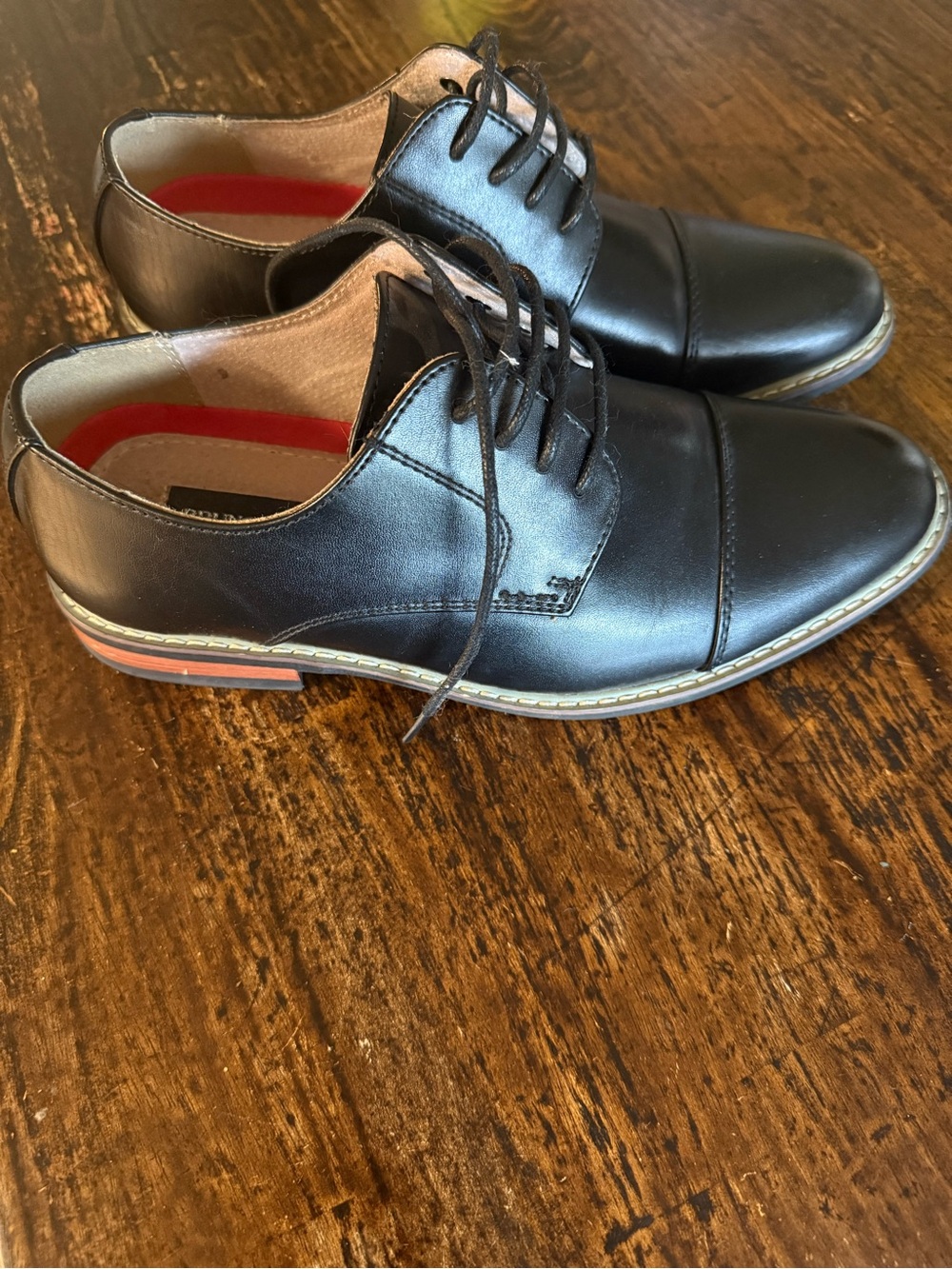 Men's Black Lace-Up Derby Shoes with Contrast Heel Accent